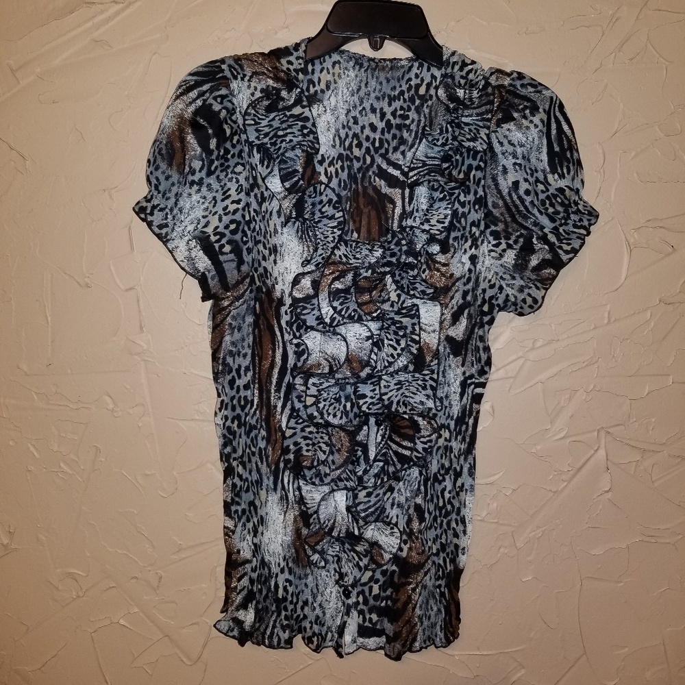Ruffled shirt